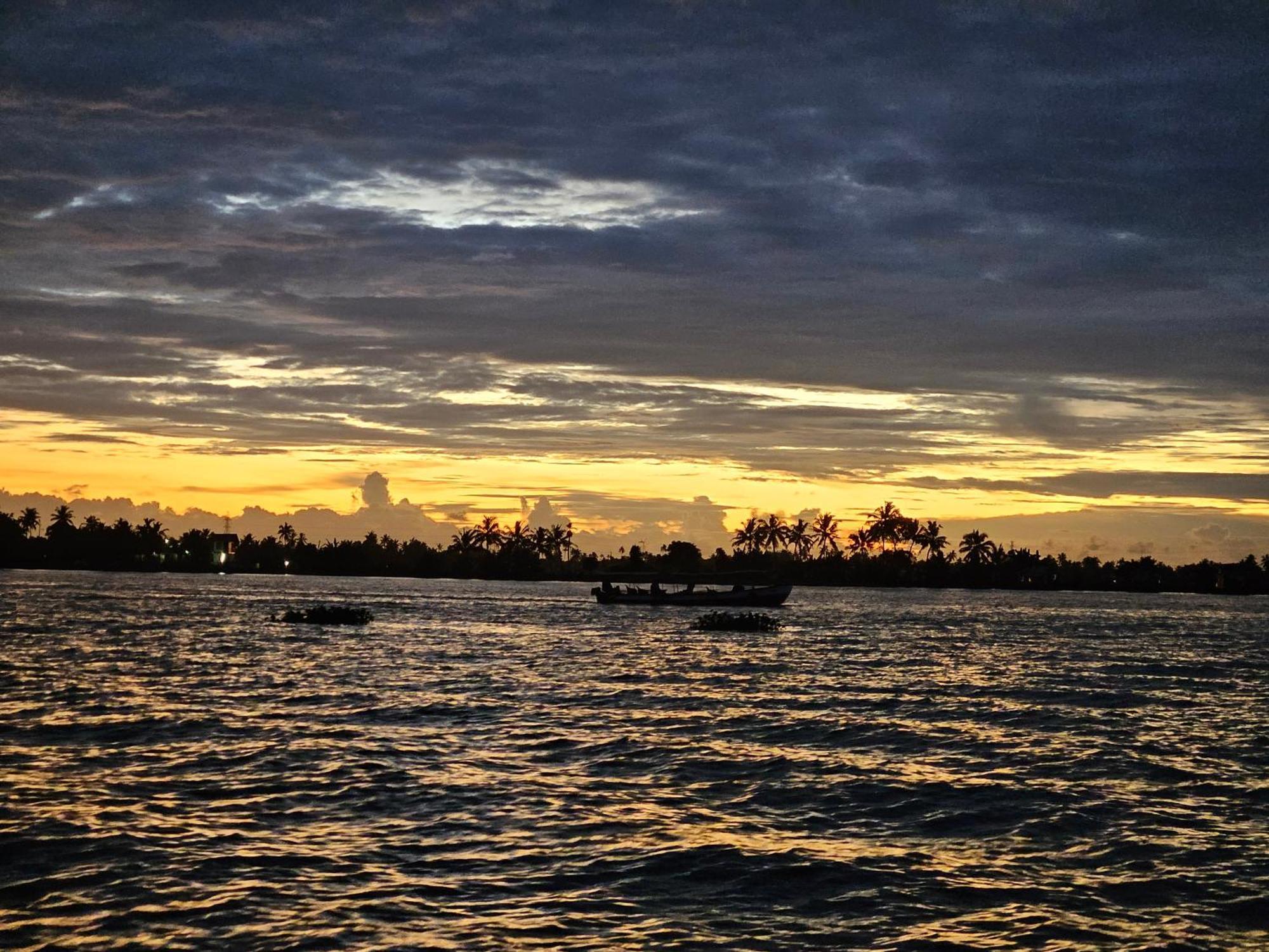 Pamba Inn Alappuzha Exteriör bild