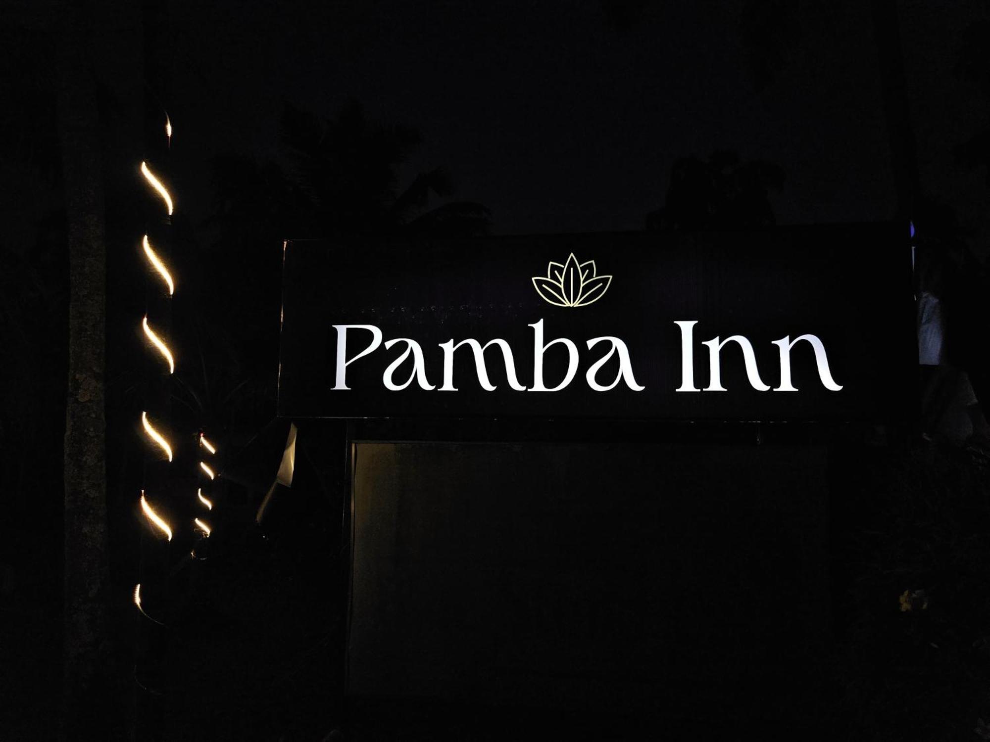 Pamba Inn Alappuzha Exteriör bild